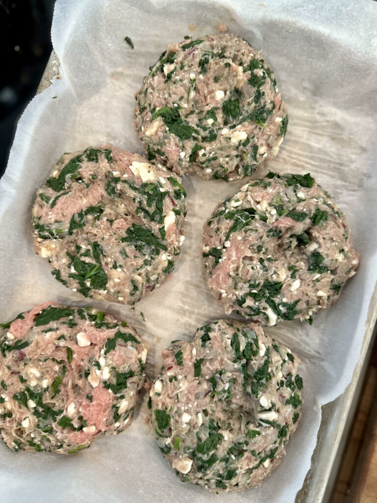 Spinach and Feta Turkey Burgers - Dishes With Dad