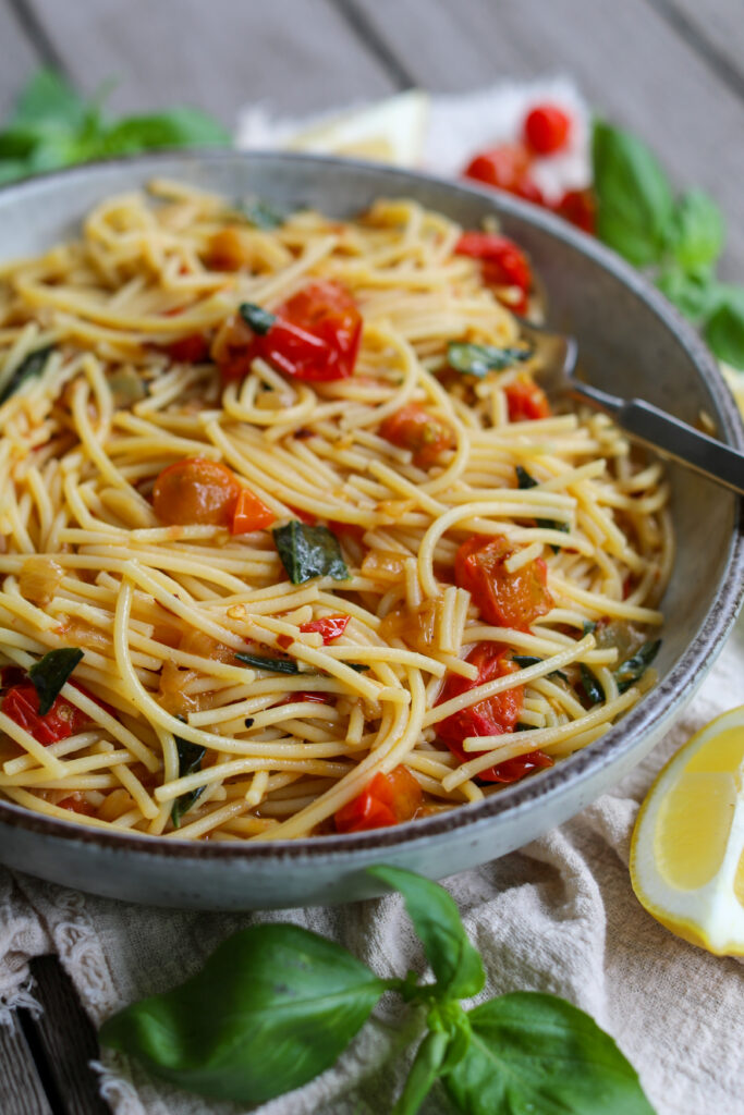 Summer Tomato Pasta, Sacha Served What